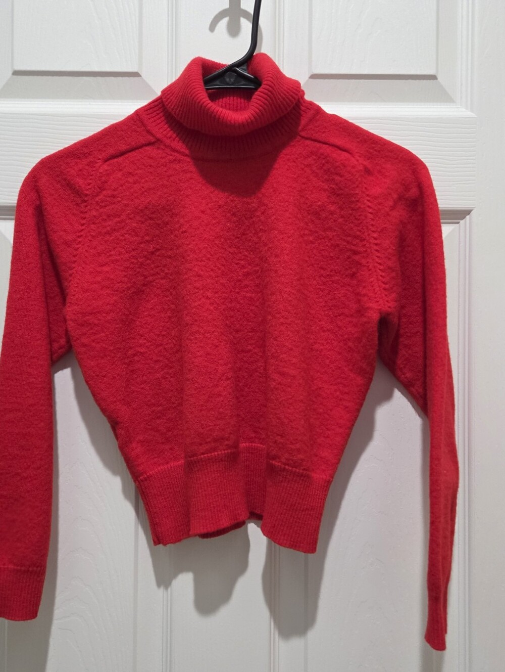100% Merino Wool Turtleneck Sweater Cropped Vintage